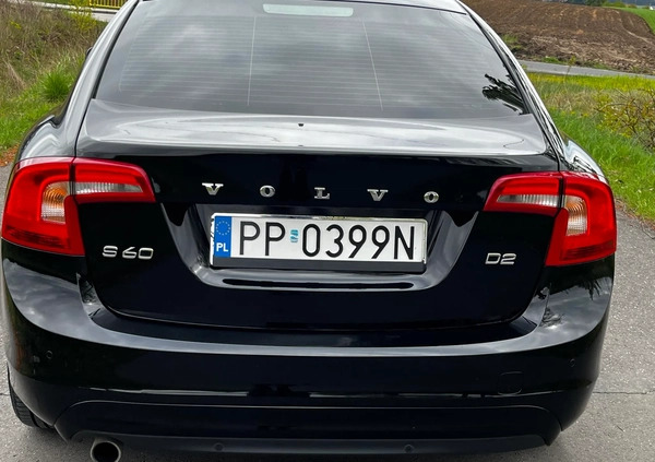 Volvo S60 cena 55000 przebieg: 88540, rok produkcji 2017 z Piła małe 137